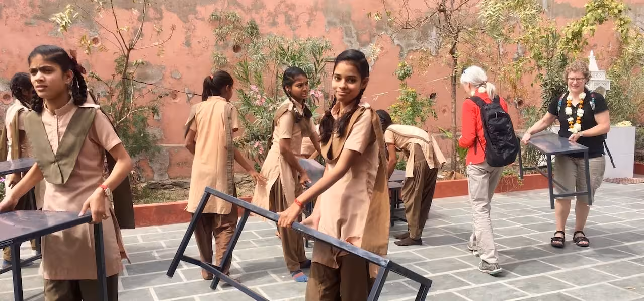 Girls School Desk 1 e1623271673760