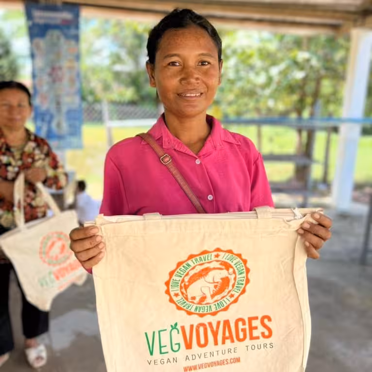 women holding bags 4