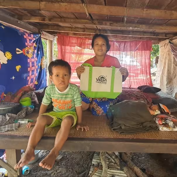 women holding bags 9